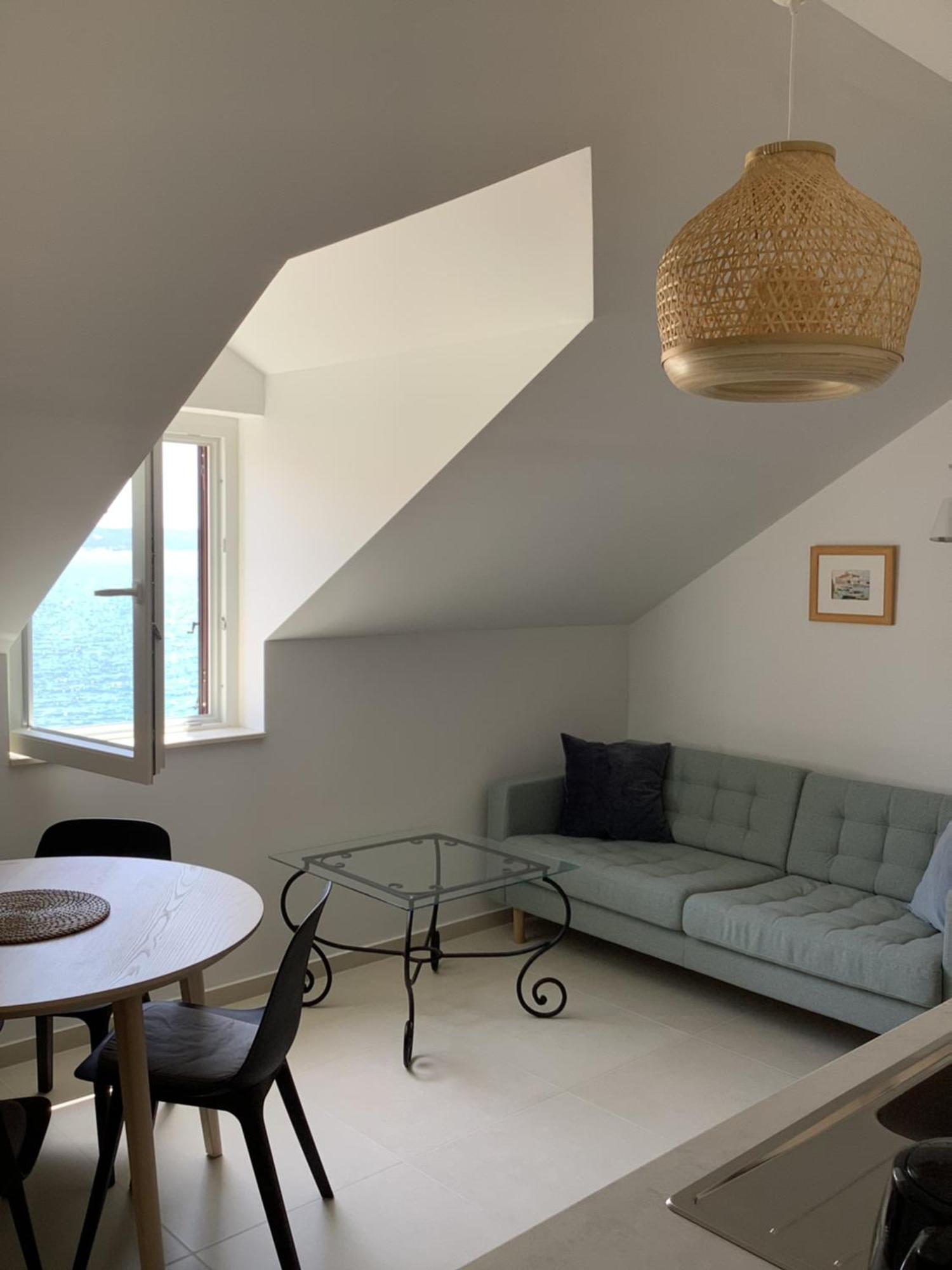 Portside Apartment Kastela Bagian luar foto